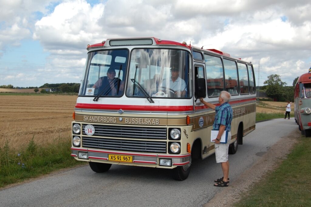 Mercedes-Benz LPO 813/42