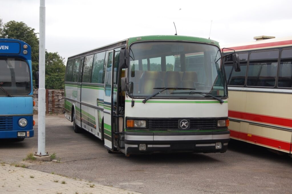 Setra S 215 HM
